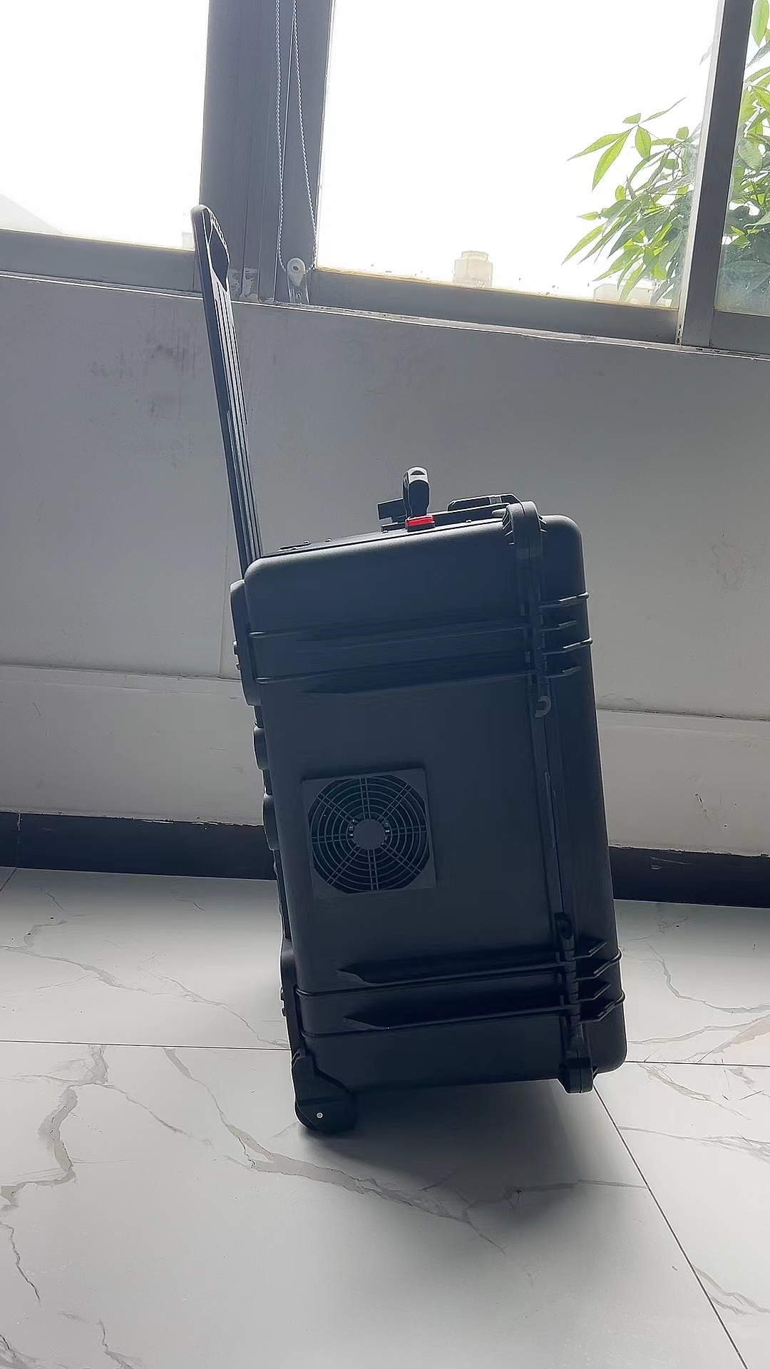 宣汉手拉箱型移动通信干扰器